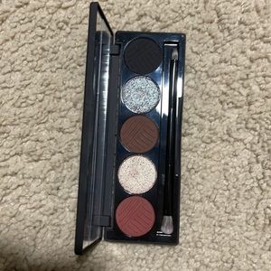 Dose of colors smokey soiree eyeshadow Palette
